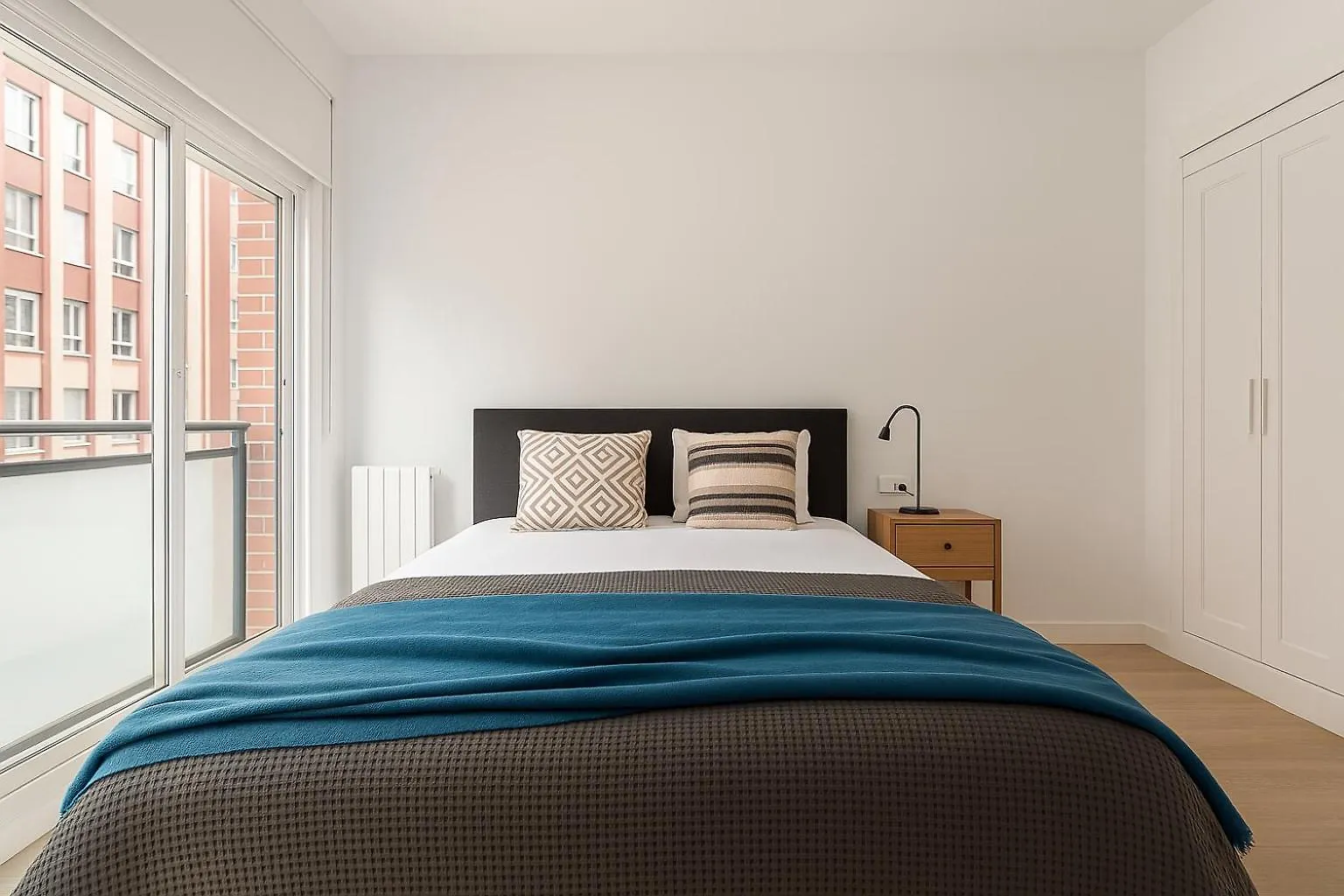 Spacious Apartment In The City Center Bilbao