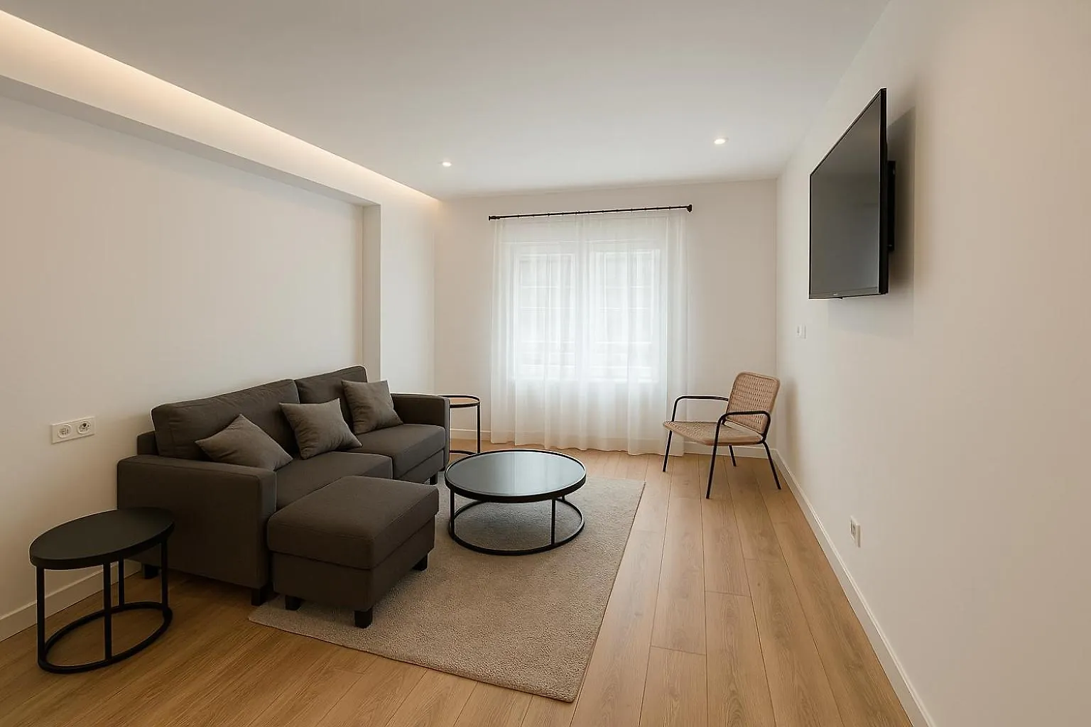 Spacious Apartment In The City Center Bilbao